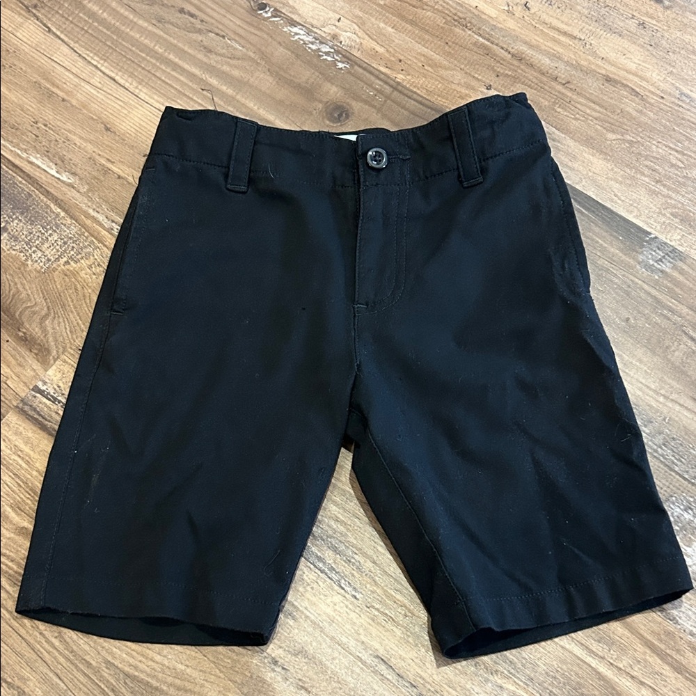 Classic Club Boys Black Shorts size 6